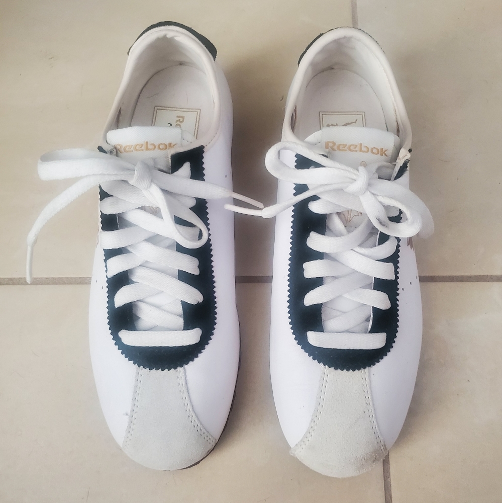 REEBOK Sneakers